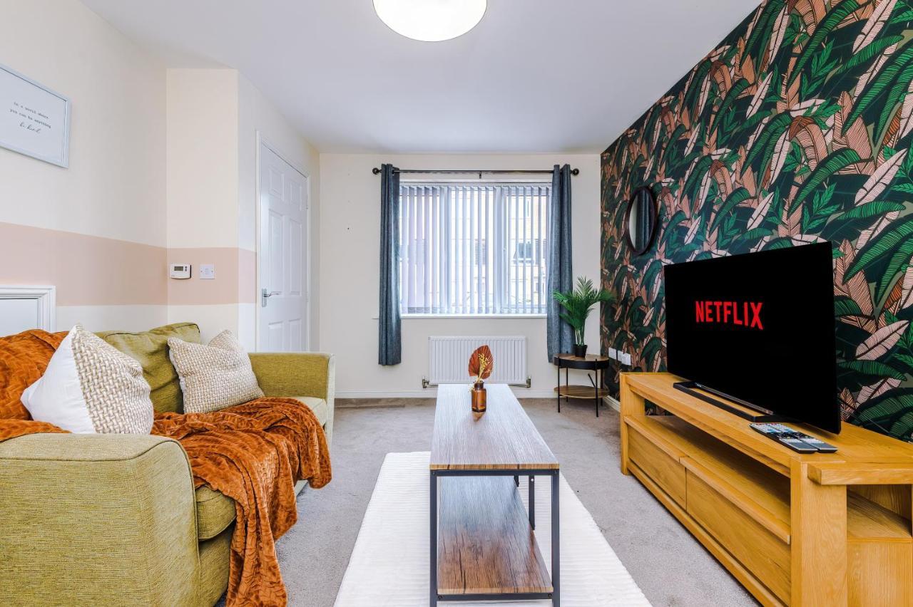 Chic 2 Bed House With Garden & Free Parking Villa Manchester Dış mekan fotoğraf